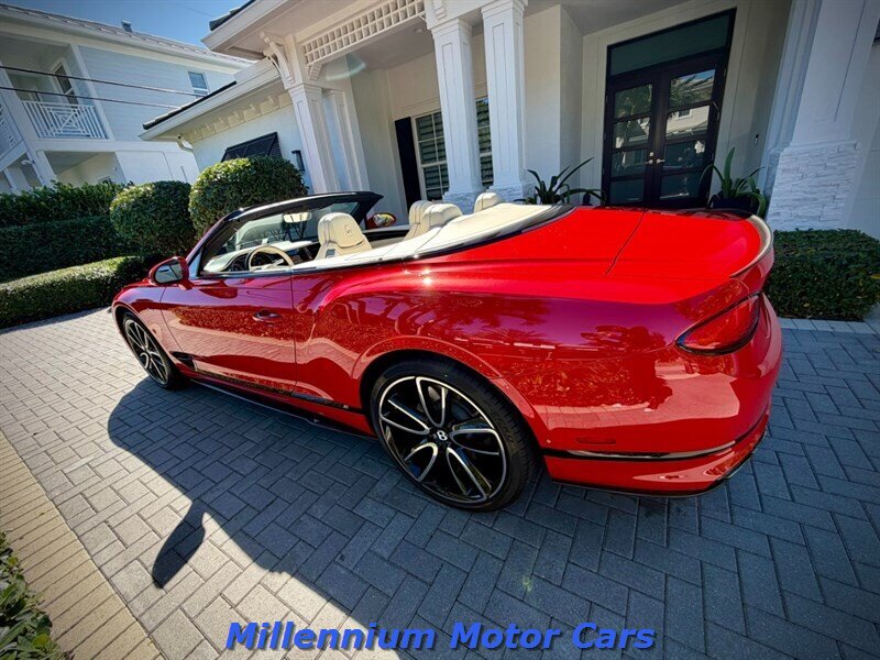 2023 Bentley Continental GTC Base - Photo 15