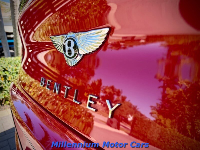 2023 Bentley Continental GTC Base - Photo 8