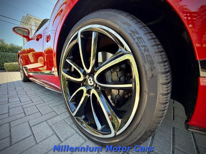 2023 Bentley Continental GTC Base - Photo 21