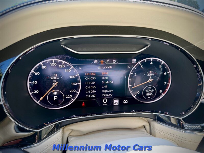 2023 Bentley Continental GTC Base - Photo 34