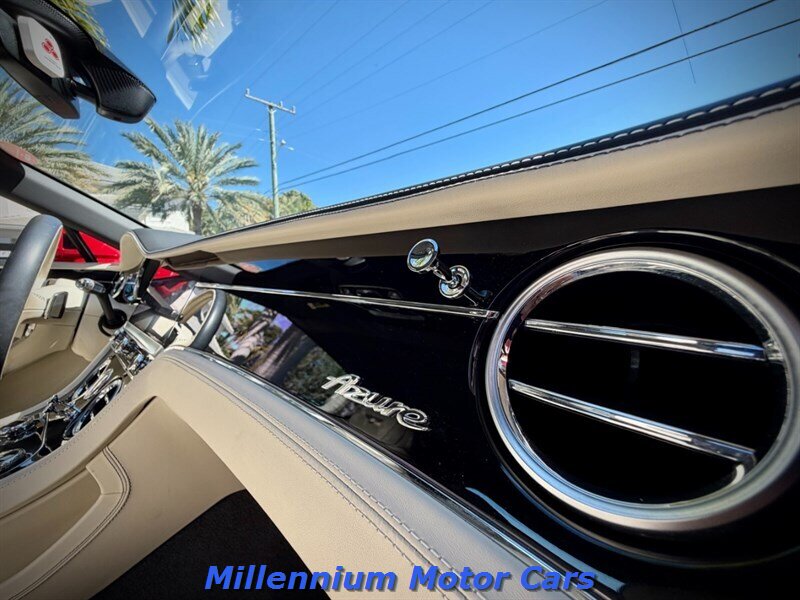2023 Bentley Continental GTC Base - Photo 32