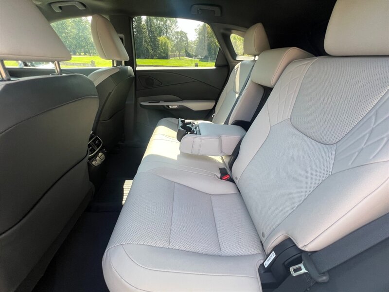 2023 Lexus RX 350 Premium - Photo 22 - Warminster, PA 18974