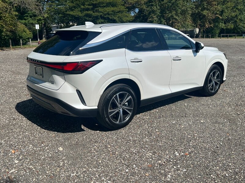 2023 Lexus RX 350 Premium - Photo 7 - Warminster, PA 18974