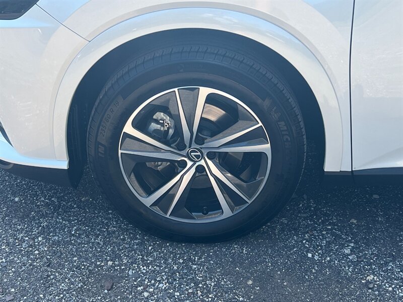 2023 Lexus RX 350 Premium - Photo 14 - Warminster, PA 18974