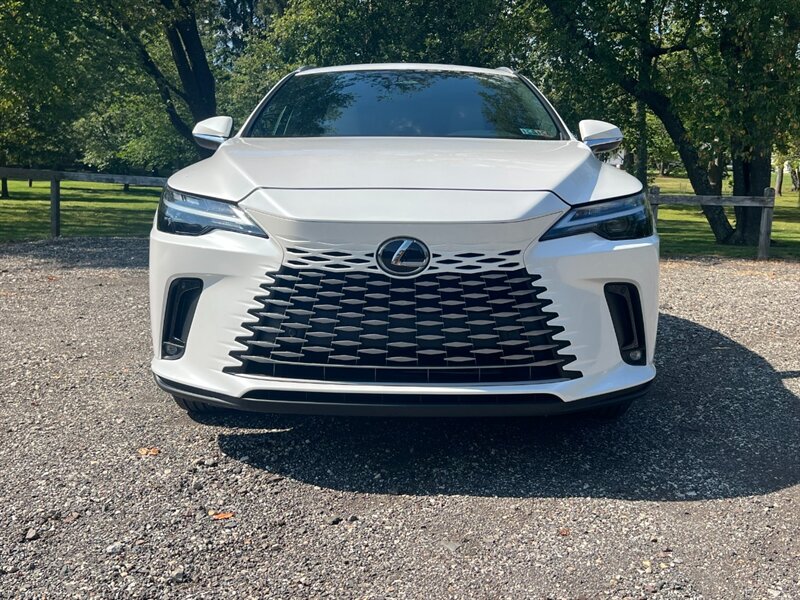 2023 Lexus RX 350 Premium - Photo 12 - Warminster, PA 18974