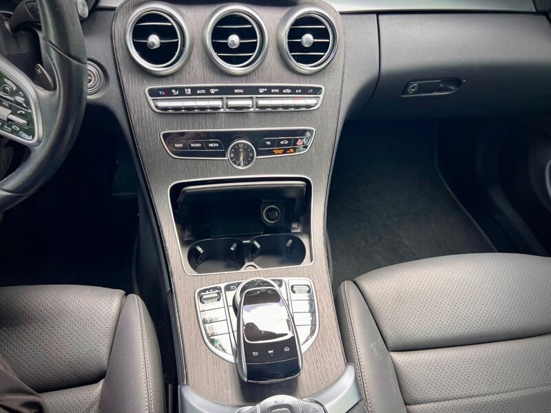 2019 Mercedes Benz C 300 photo 32
