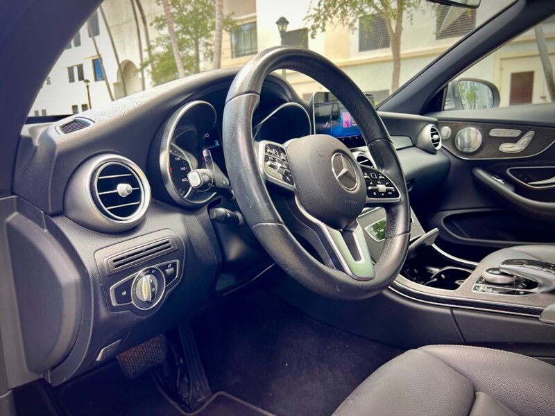2019 Mercedes Benz C 300 photo 22