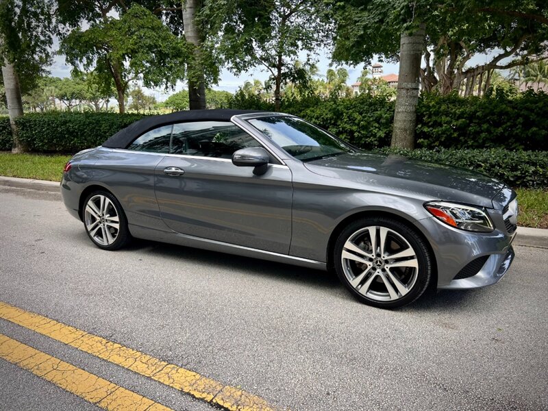 2019 Mercedes Benz C 300 photo 14