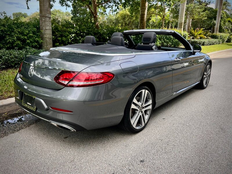 2019 Mercedes Benz C 300 photo 7