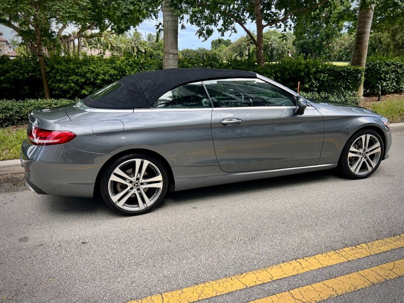 2019 Mercedes Benz C 300 photo 15