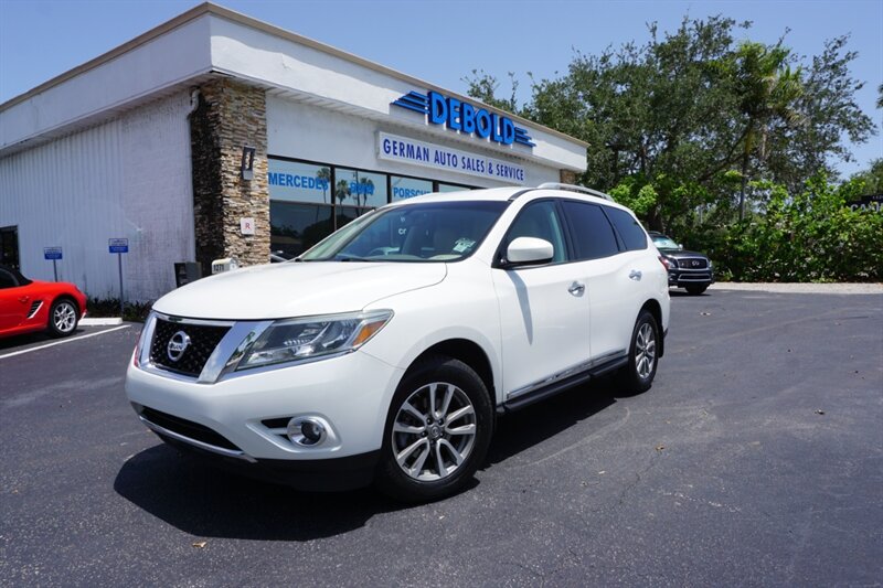 2013 Nissan Pathfinder S   - Photo 1 - Naples, FL 34104