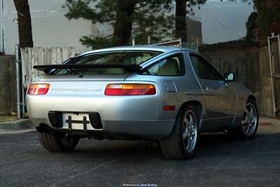 1988 Porsche 928 S4   - Photo 12 - Rockville, MD 20850