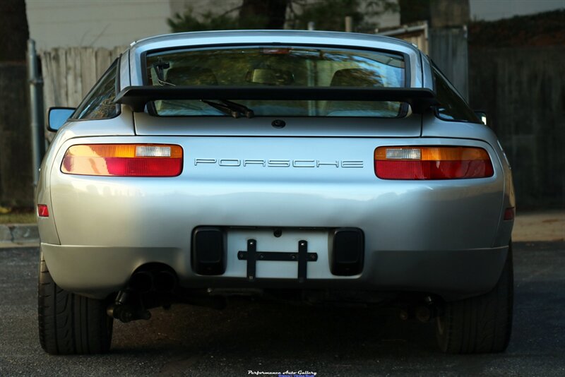 1988 Porsche 928 S4   - Photo 14 - Rockville, MD 20850