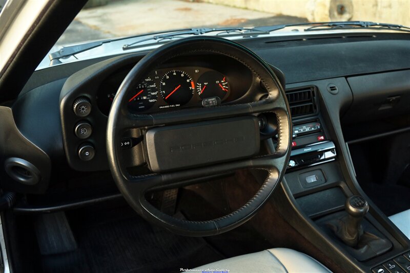 1988 Porsche 928 S4   - Photo 26 - Rockville, MD 20850