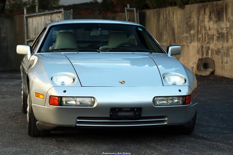 1988 Porsche 928 S4   - Photo 9 - Rockville, MD 20850