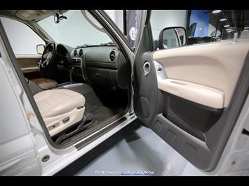 2003 Jeep Liberty Limited   - Photo 8 - Rockville, MD 20850