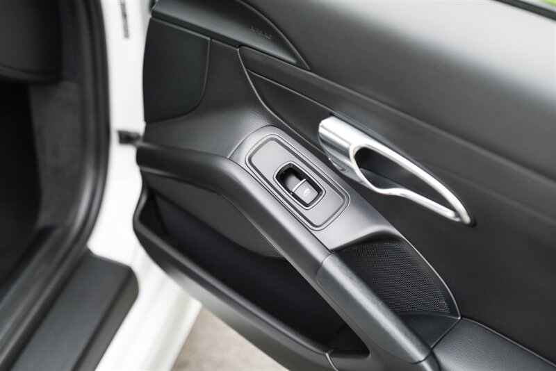 2014 Porsche Cayman 6-Speed   - Photo 87 - Rockville, MD 20850