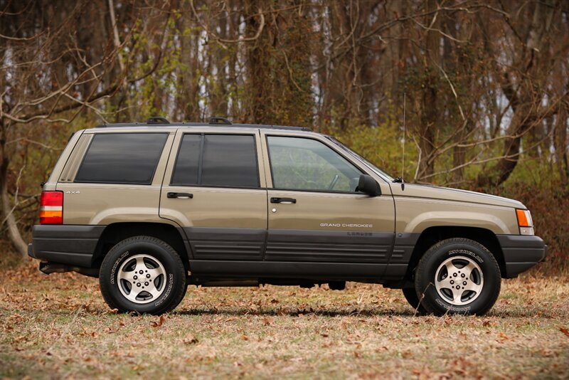 1998 Jeep Grand Cherokee Laredo 4dr Laredo   - Photo 12 - Rockville, MD 20850