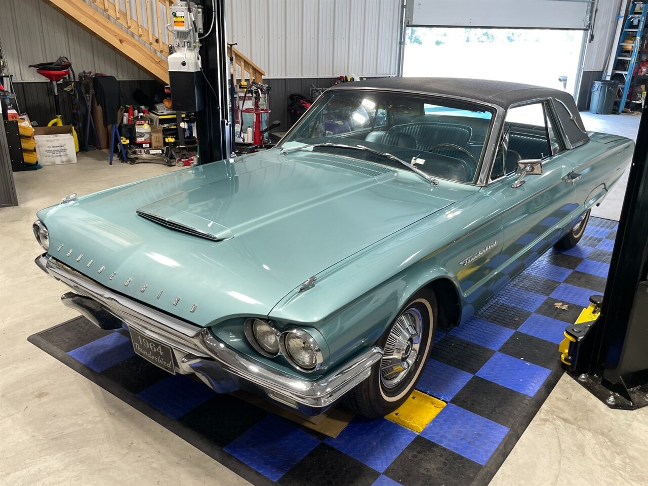 1964 Ford Thunderbird Landau - Photo 1 - Rockville, MD 20850