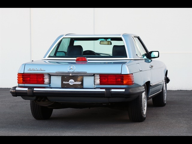 1987 Mercedes-Benz 560-Class 560 SL   - Photo 2 - Rockville, MD 20850