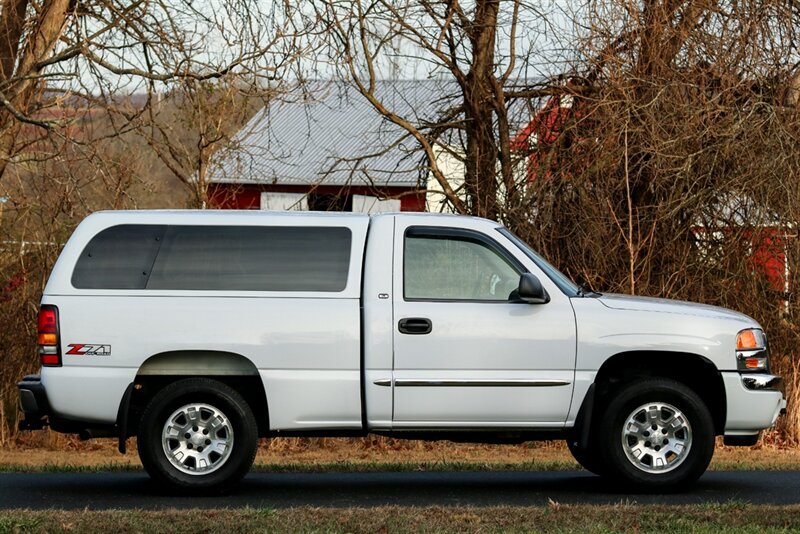 2005 GMC Sierra 1500 SLE Z71 4WD 2dr Regular Cab   - Photo 4 - Rockville, MD 20850