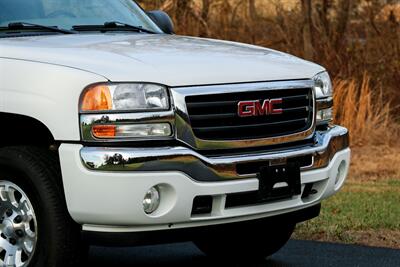 2005 GMC Sierra 1500 SLE Z71 4WD 2dr Regular Cab   - Photo 13 - Rockville, MD 20850