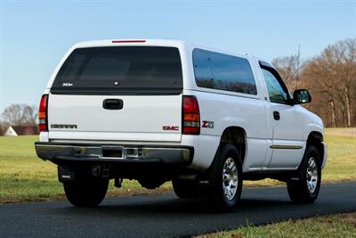 2005 GMC Sierra 1500 SLE Z71 4WD 2dr Regular Cab   - Photo 2 - Rockville, MD 20850