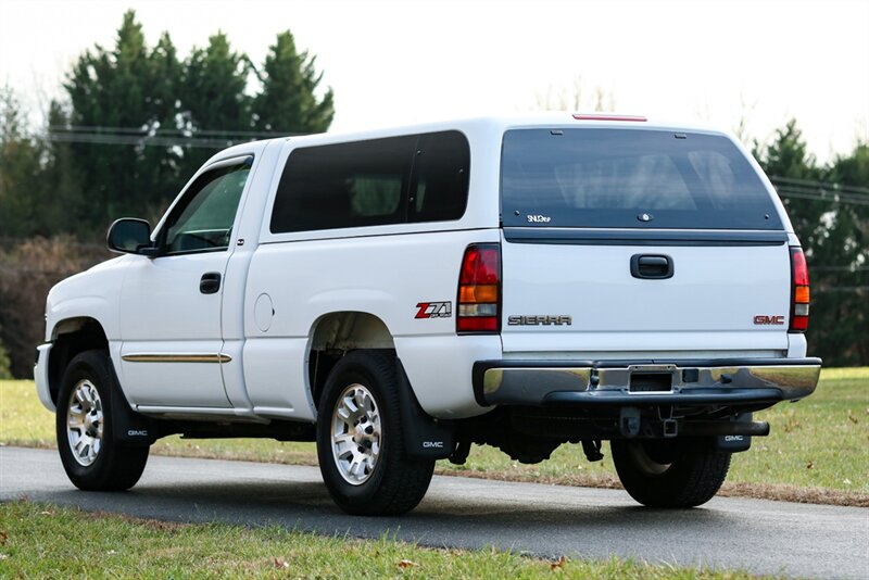 2005 GMC Sierra 1500 SLE Z71 4WD 2dr Regular Cab   - Photo 8 - Rockville, MD 20850