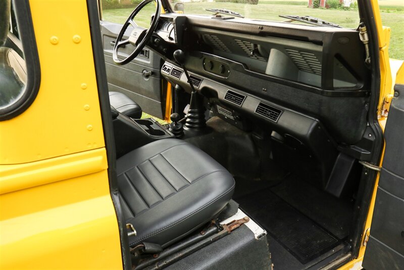 1991 Land Rover Defender 90 Pickup   - Photo 70 - Rockville, MD 20850