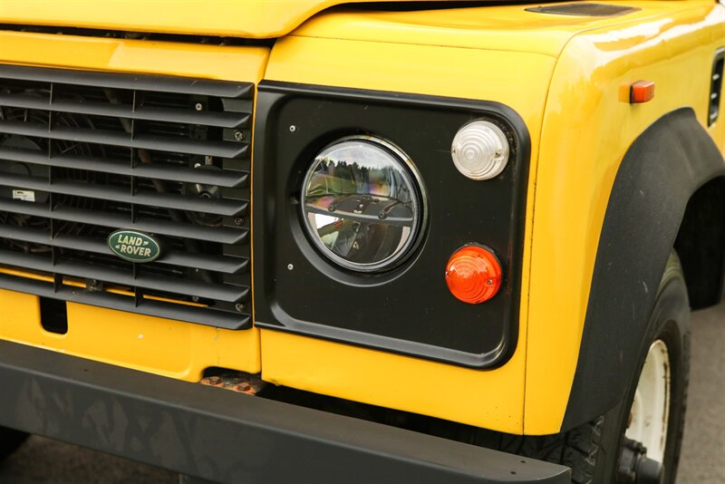 1991 Land Rover Defender 90 Pickup   - Photo 20 - Rockville, MD 20850