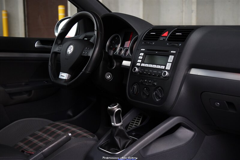 2008 Volkswagen GTI 6-Speed   - Photo 58 - Rockville, MD 20850