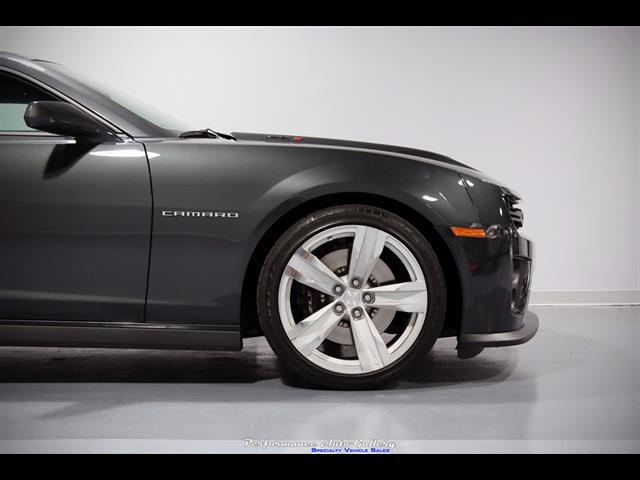 2012 Chevrolet Camaro ZL1   - Photo 16 - Rockville, MD 20850