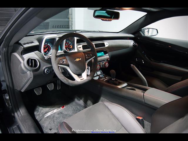 2012 Chevrolet Camaro ZL1   - Photo 56 - Rockville, MD 20850