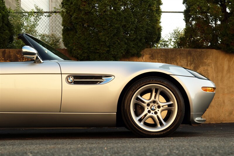 2002 BMW Z8   - Photo 24 - Rockville, MD 20850