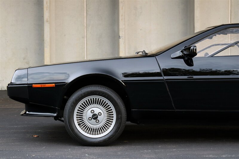 1981 DeLorean DMC-12   - Photo 26 - Rockville, MD 20850