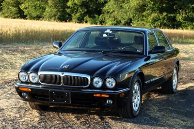 2000 Jaguar XJ8   - Photo 1 - Rockville, MD 20850