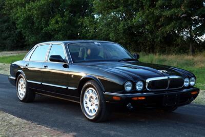 2000 Jaguar XJ8   - Photo 18 - Rockville, MD 20850