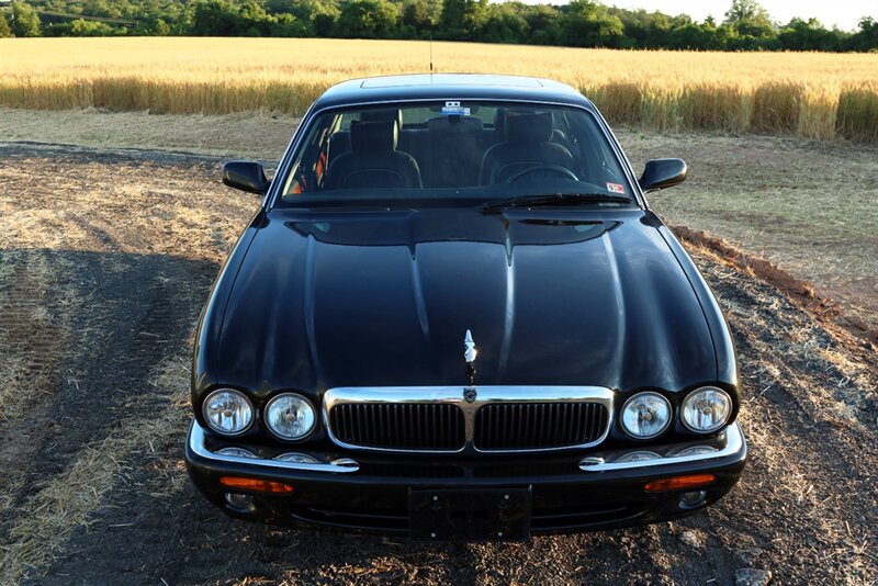 2000 Jaguar XJ8   - Photo 13 - Rockville, MD 20850