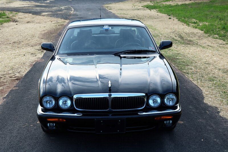 2000 Jaguar XJ8   - Photo 21 - Rockville, MD 20850