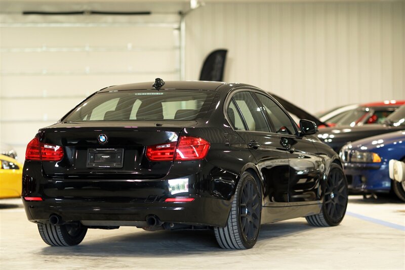 2013 BMW 335i  Sport 6-Speed - Photo 26 - Rockville, MD 20850