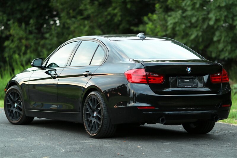 2013 BMW 335i  Sport 6-Speed - Photo 10 - Rockville, MD 20850