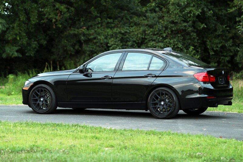 2013 BMW 335i  Sport 6-Speed - Photo 12 - Rockville, MD 20850