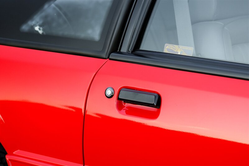 1993 Ford Mustang SVT Cobra   - Photo 28 - Rockville, MD 20850