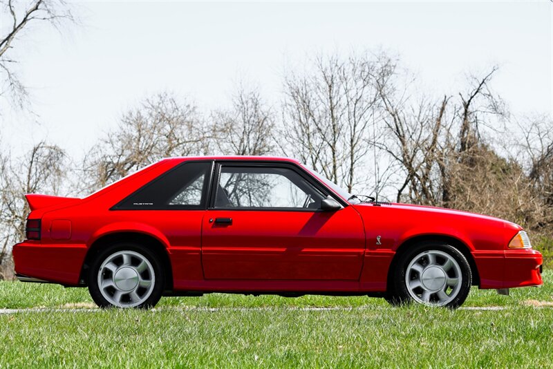 1993 Ford Mustang SVT Cobra   - Photo 16 - Rockville, MD 20850