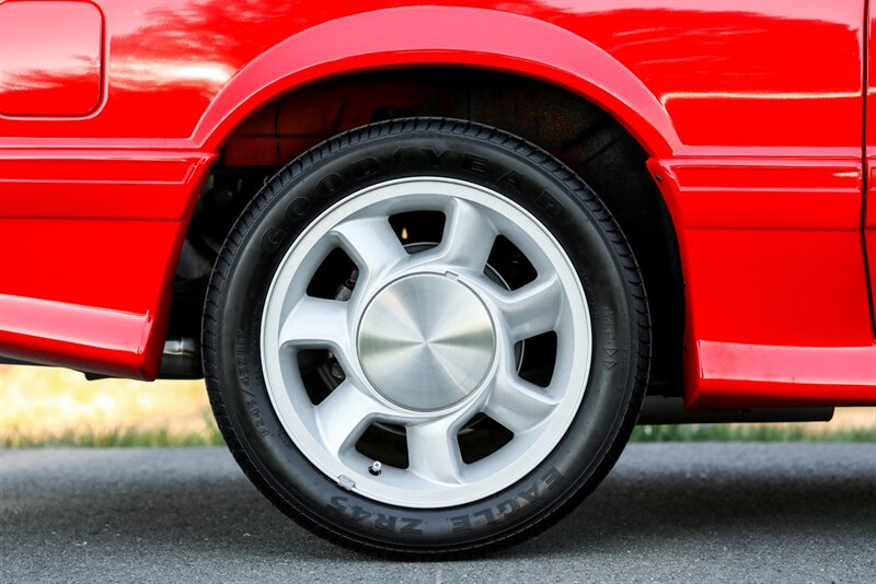 1993 Ford Mustang SVT Cobra   - Photo 40 - Rockville, MD 20850