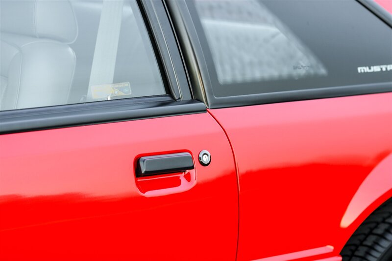 1993 Ford Mustang SVT Cobra   - Photo 32 - Rockville, MD 20850