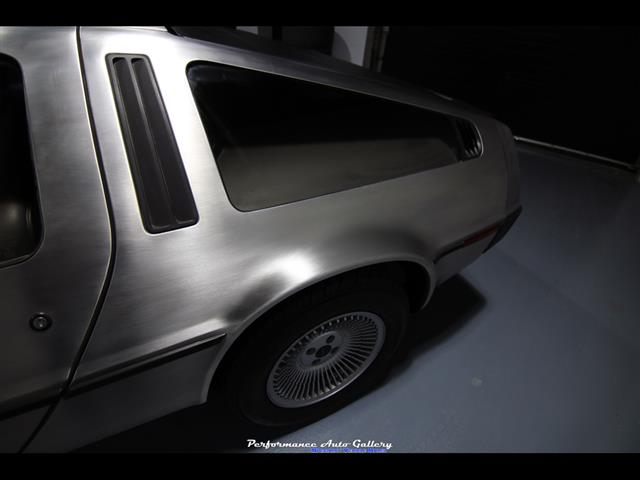 1981 DeLorean DMC-12   - Photo 8 - Rockville, MD 20850