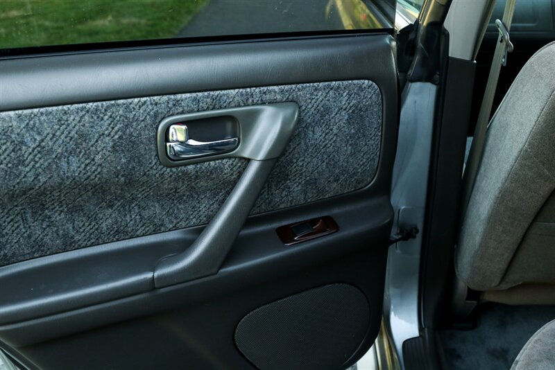 1998 Nissan Stagea 2.5t X Four   - Photo 117 - Rockville, MD 20850