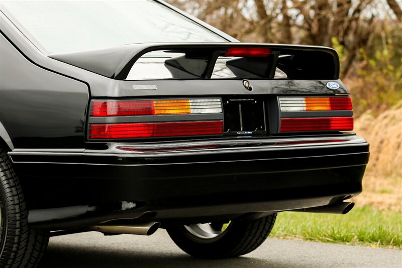 1993 Ford Mustang SVT Cobra   - Photo 37 - Rockville, MD 20850