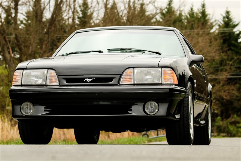 1993 Ford Mustang SVT Cobra   - Photo 15 - Rockville, MD 20850